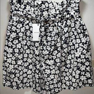 Who What Wear floral shorts